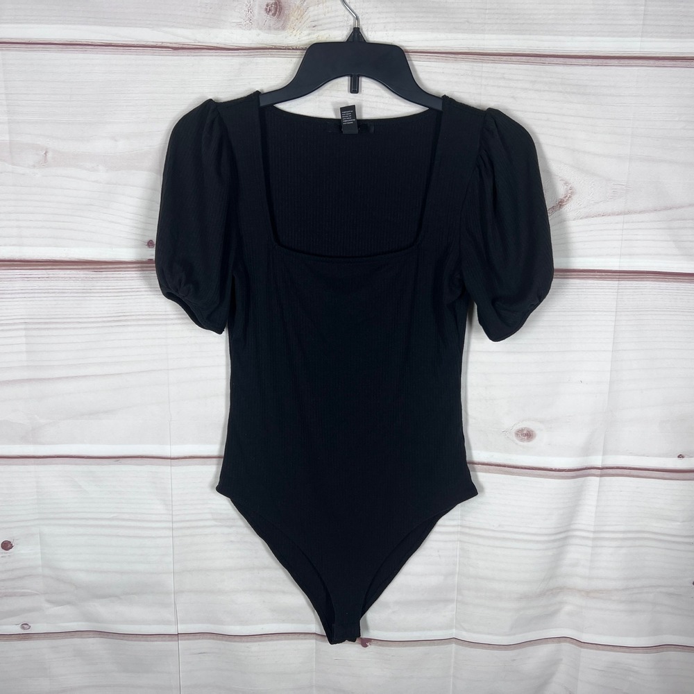 Forever 21 Bodysuit Womens Small Black Square Neck Puff Sleeve Ribbed Knit Solid